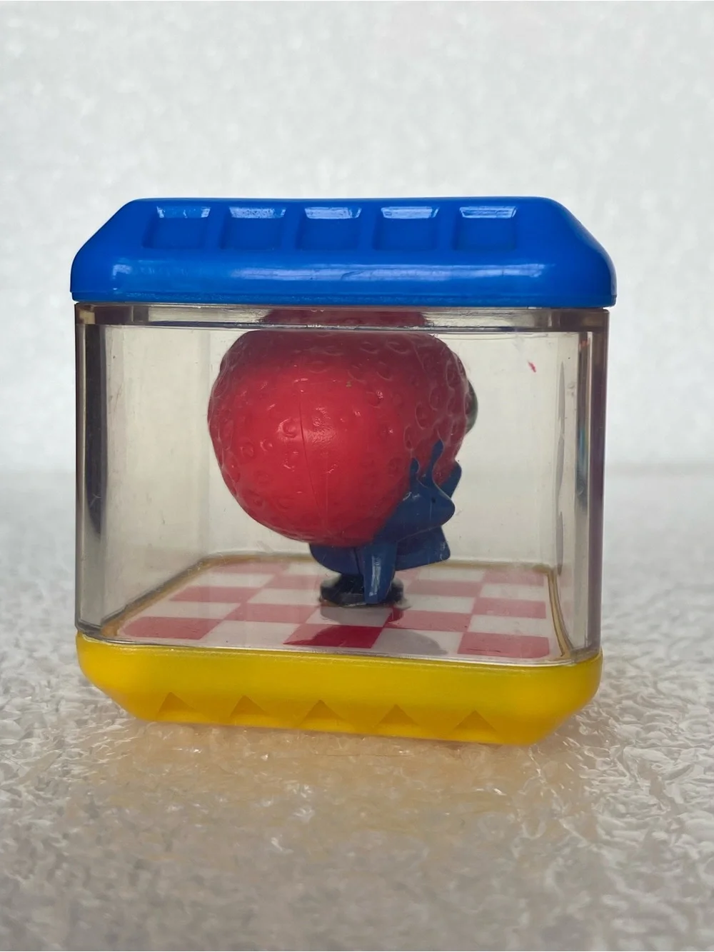 Fisher Price Peek-A-Boo Sensory Discovery Blocks 